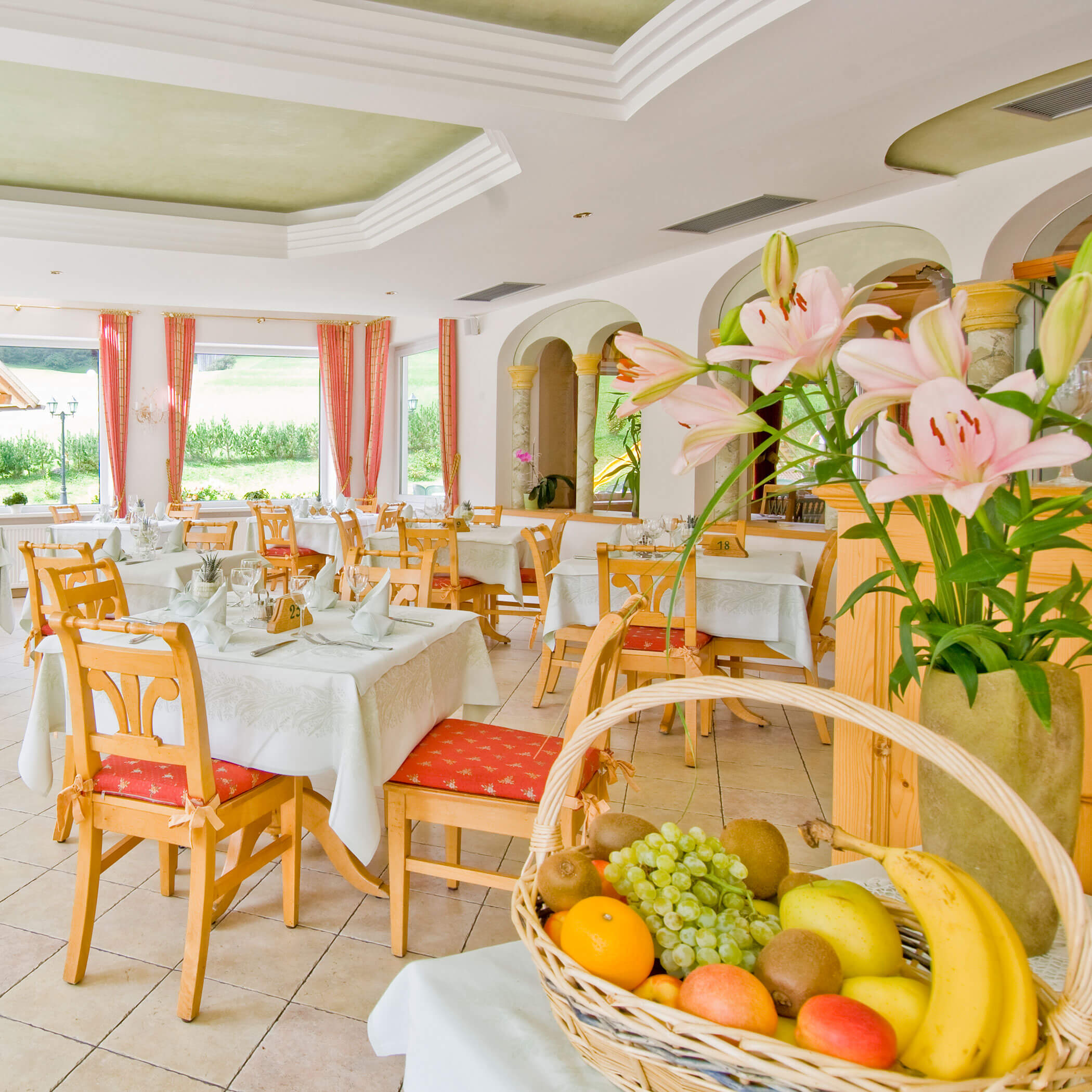 Dining room at Hotel Willy in Sesto
